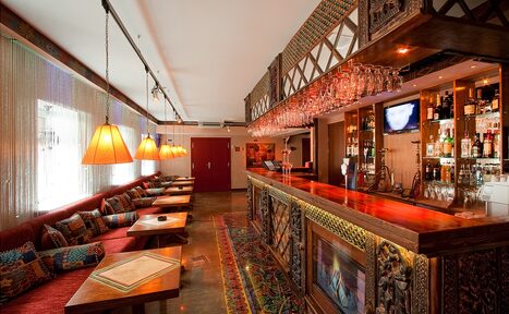 Арендовать Red Stars Hotel Банкетный зал с летней верандой