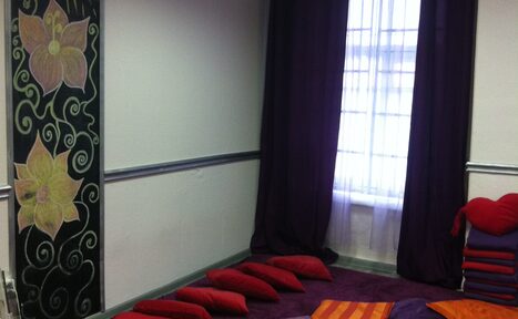 Арендовать Школа жен Lady Trening