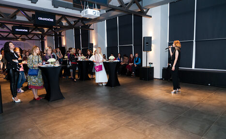 Арендовать Банкетный зал с барной стойкой, 40 кВт свет