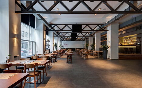 Арендовать Банкетный зал с барной стойкой, 40 кВт свет