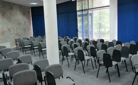 Арендовать Гостиница Репинская