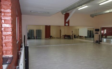 Арендовать Зал для танцев, йоги, семинаров