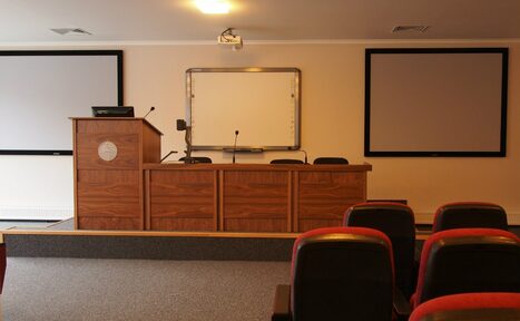 Арендовать Отель "Спутник" Санкт-Петербург