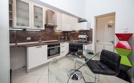 Арендовать НеВзрослые. Стильное семейное пространство