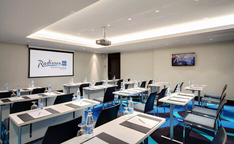 Арендовать Radisson Blu