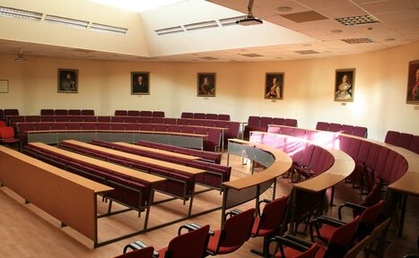 Арендовать Конференц-зал