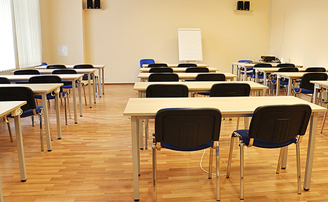 Арендовать Большой оборудованный класс