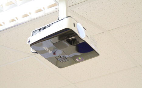 Арендовать Большой оборудованный класс