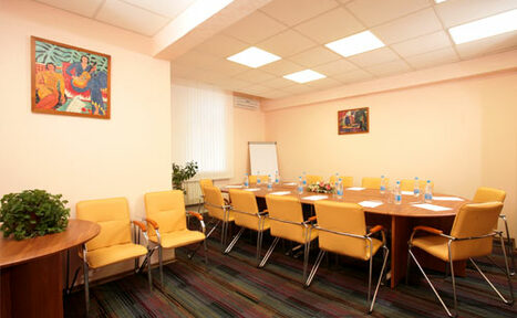 Арендовать Maxima Hotels