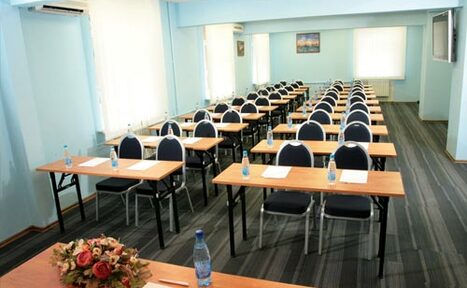 Арендовать Maxima Hotels