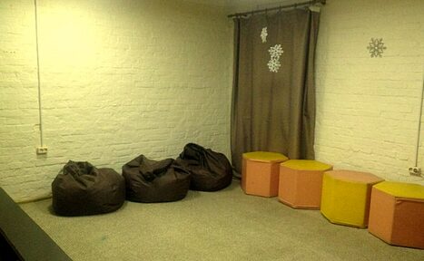 Арендовать Большой белый зал на Угловом