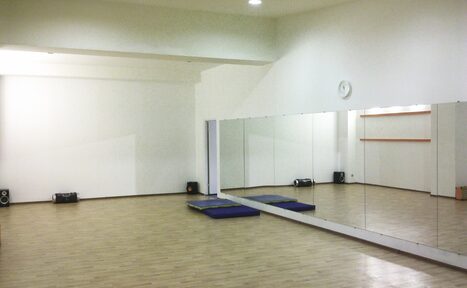 Арендовать Artemy Manukian Dance School