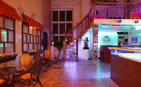 Арендовать Лофт Моя Студия Лофт-кухня, 2 этажа, свет и звук