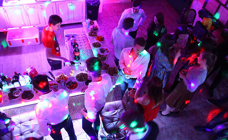 Арендовать Лофт Моя Студия Лофт-кухня, 2 этажа, свет и звук