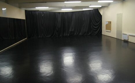 Арендовать Школа танца Trash!