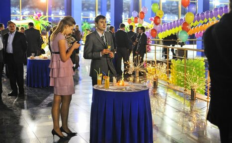 Арендовать Двухуровневый современный зал