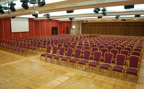 Арендовать Greenwood Expo Оборудованный конференц-зал