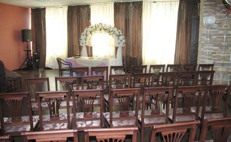 Арендовать Зеркальный