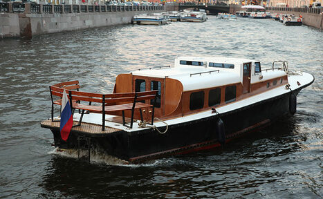 Арендовать Моторная яхта Триумф