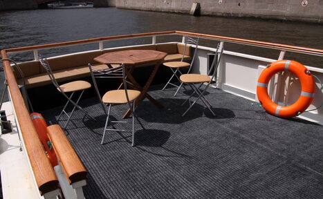 Арендовать Теплоход "Олимпия"