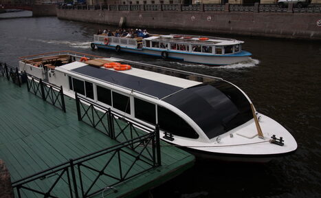 Арендовать Теплоход "Олимпия"