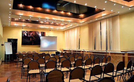 Арендовать Золотой зал