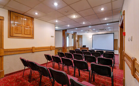 Арендовать Гостиница Сретенская Москва Зал с небольшим фойе