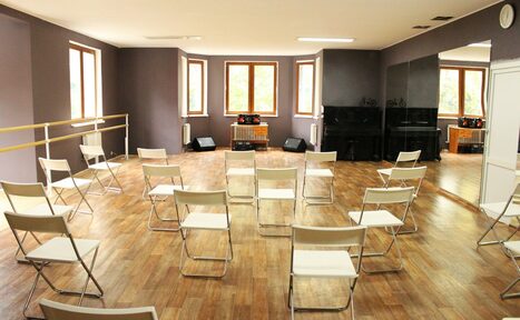 Арендовать Академия Развития 