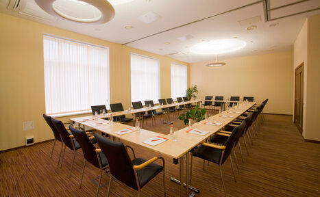 Арендовать ПетроКонгресс Конференц-зал в историческом центре