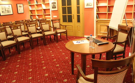 Арендовать Гостиница Бутик-Отель Аристос