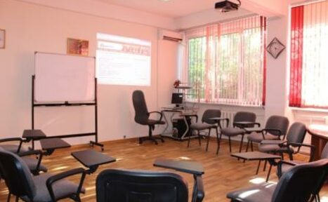 Арендовать ORATORICA