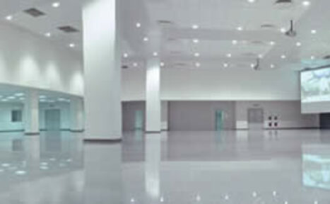 Арендовать Амбер Плаза