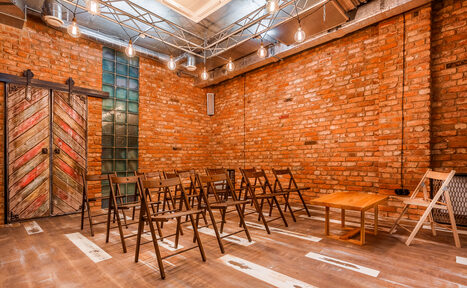 Арендовать Лофт Курс Кирпичный арт-лофт на Алексеевской