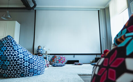 Арендовать Loft Gallery Miramar Творческий лофт с кухней