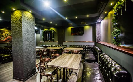 Арендовать Бар 44 Лофт с сауной и бассейном