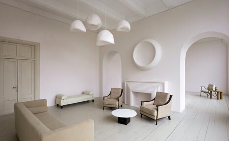 Арендовать Studio 212 Современный лофт с панорамными окнами