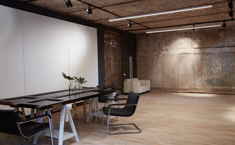 Арендовать Space-U Универсальный лофт в центре города