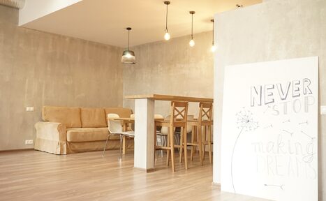 Арендовать Светлый тренинг-лофт на Алексеевской