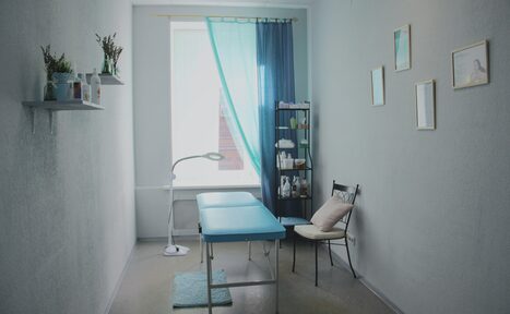 Арендовать PRO СВЕТ Кабинет с массажным столом