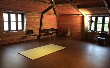 Арендовать Школа Креатива Мансарда в центре Москвы