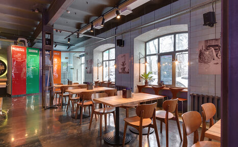 Арендовать Дикмаn's Deli