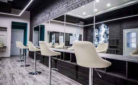 Арендовать Современный зеркальный лофт