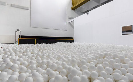 Арендовать Bubble Dreams. Комната с шариками