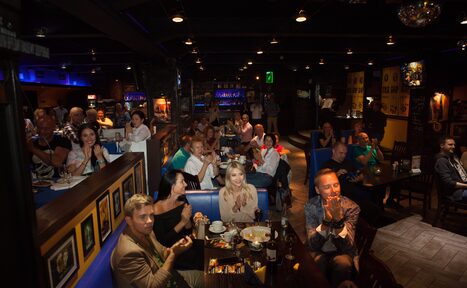 Арендовать Зал со сценой и танцполом