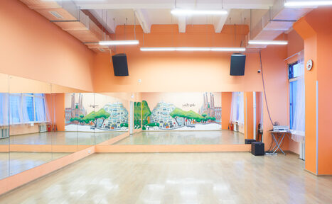 Арендовать ЛисоБорье Бежевый танцевальный зал