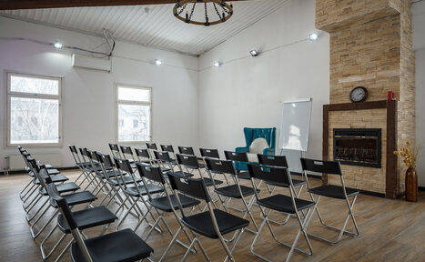 Арендовать Gold&Dance Светлый лофт с камином