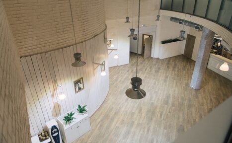 Арендовать Зал в изящном стиле "Provence"