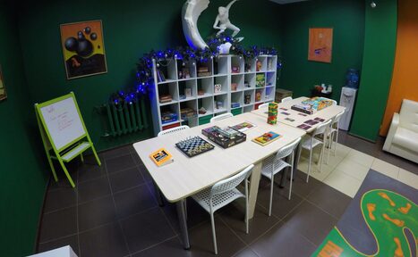 Арендовать Уютный зал для творческих встреч и вечеринок