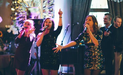 Арендовать Vinity. Лофт-гостиная в центре Петербурга