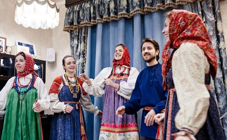 Арендовать Стилизованная гостиная в центре города